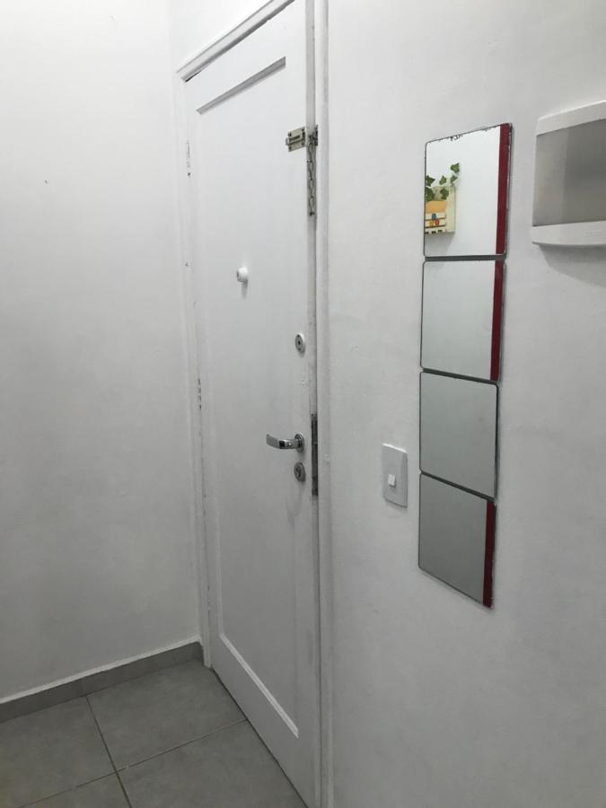 Апартаменты Apartamento Vista Mar Pe Na Areia Сантос Экстерьер фото